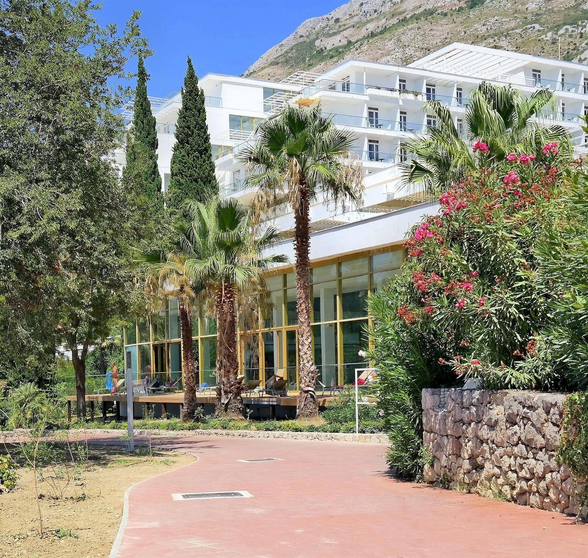 Astarea 2 Hotel Mlini Exterior photo